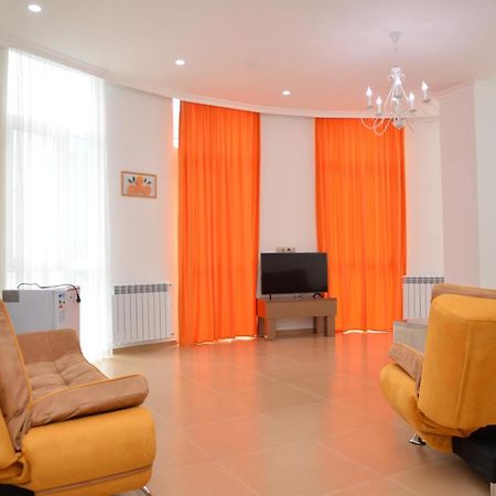 Orange Home Hotel باتومي المظهر الخارجي الصورة