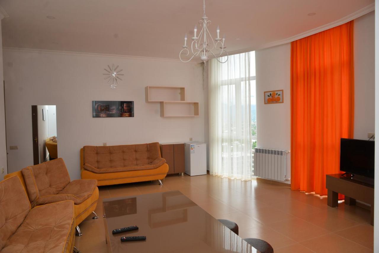 Orange Home Hotel باتومي المظهر الخارجي الصورة