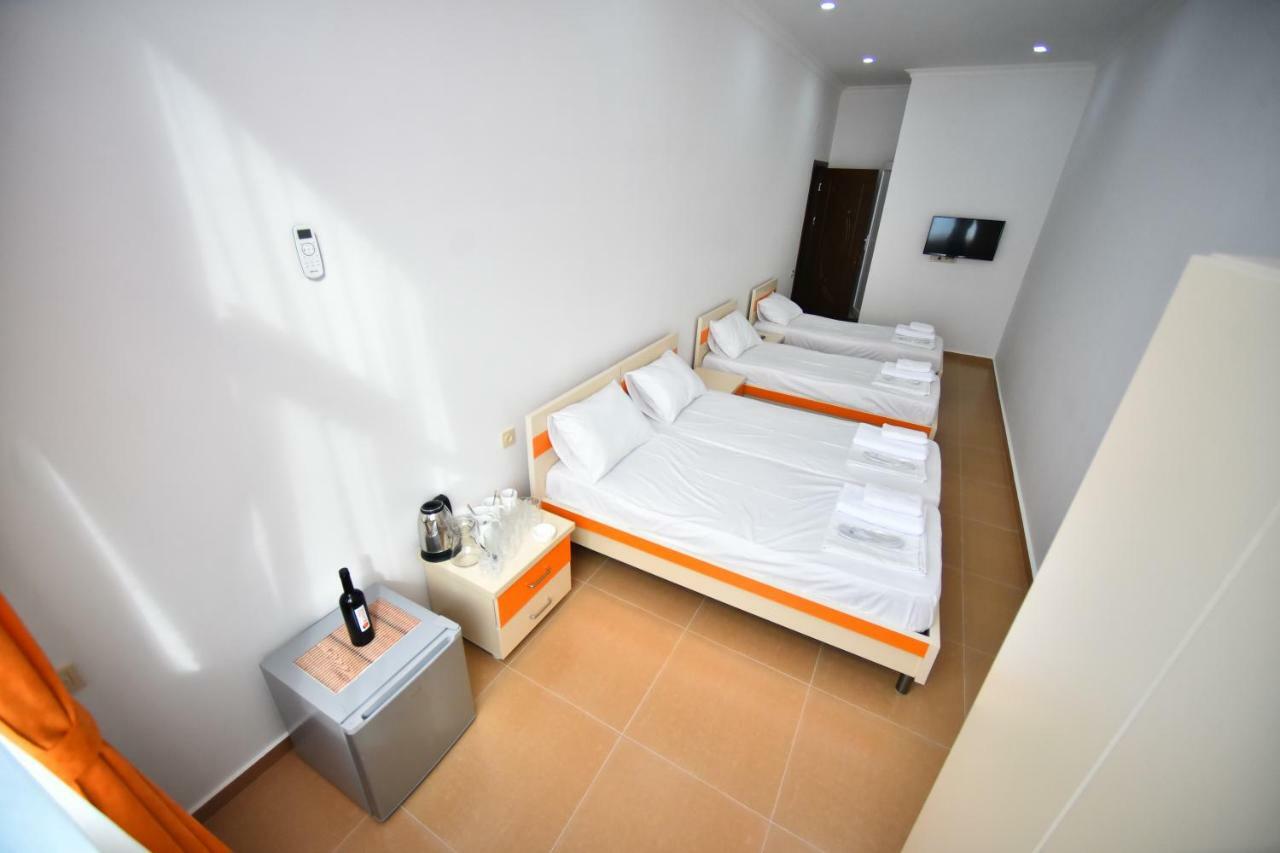 Orange Home Hotel باتومي المظهر الخارجي الصورة