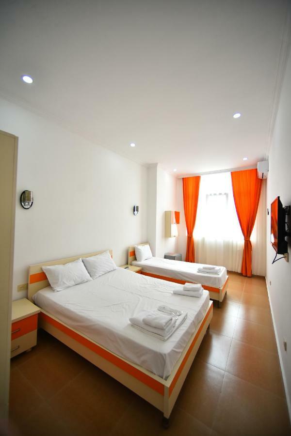 Orange Home Hotel باتومي المظهر الخارجي الصورة