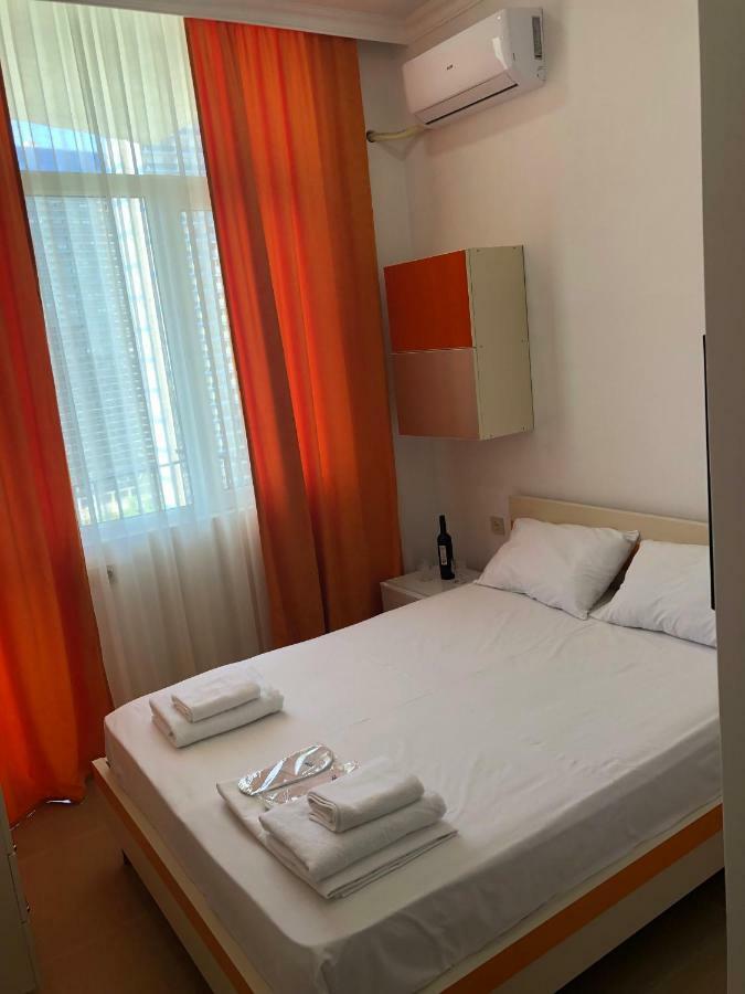 Orange Home Hotel باتومي المظهر الخارجي الصورة
